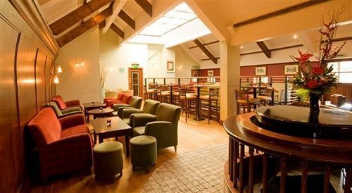 Hotel Court Yard 4*