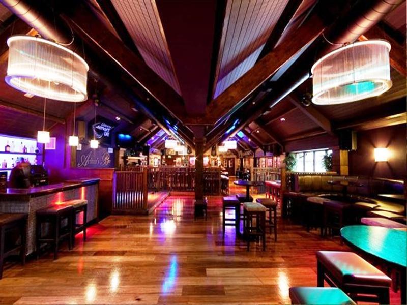 Court Yard Hotel 4*